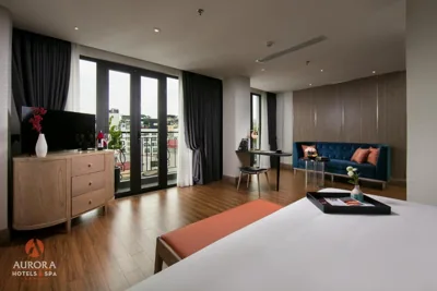Suite mit Balkon und Stadtblick — Aurora Premium - A Lifestyle Hotel